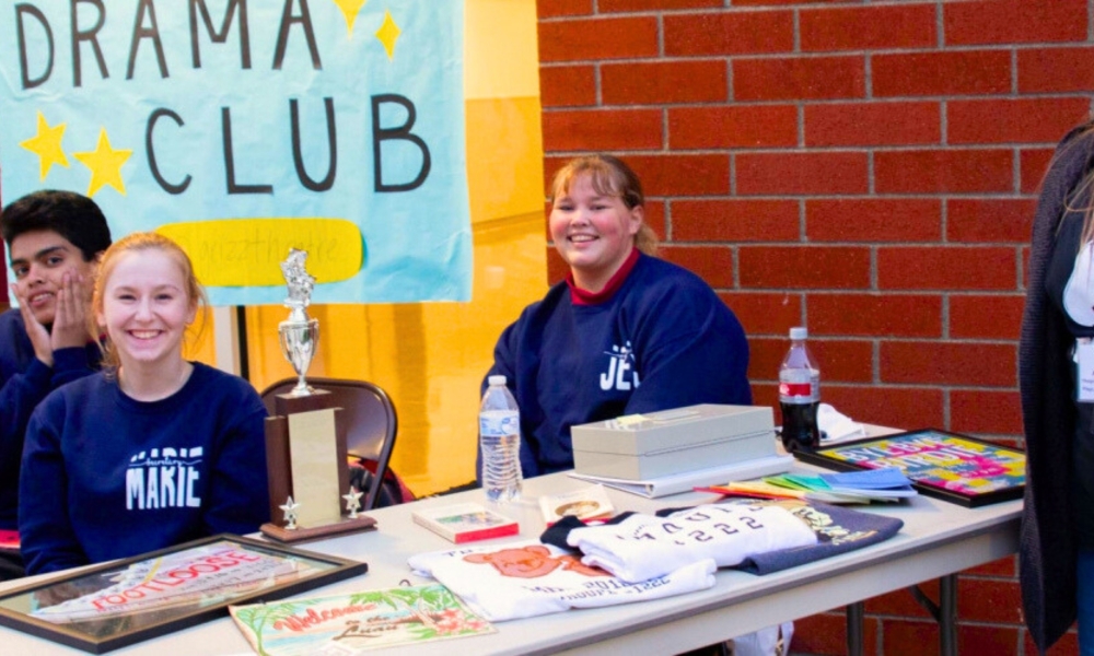 activities header color mcminnville high school